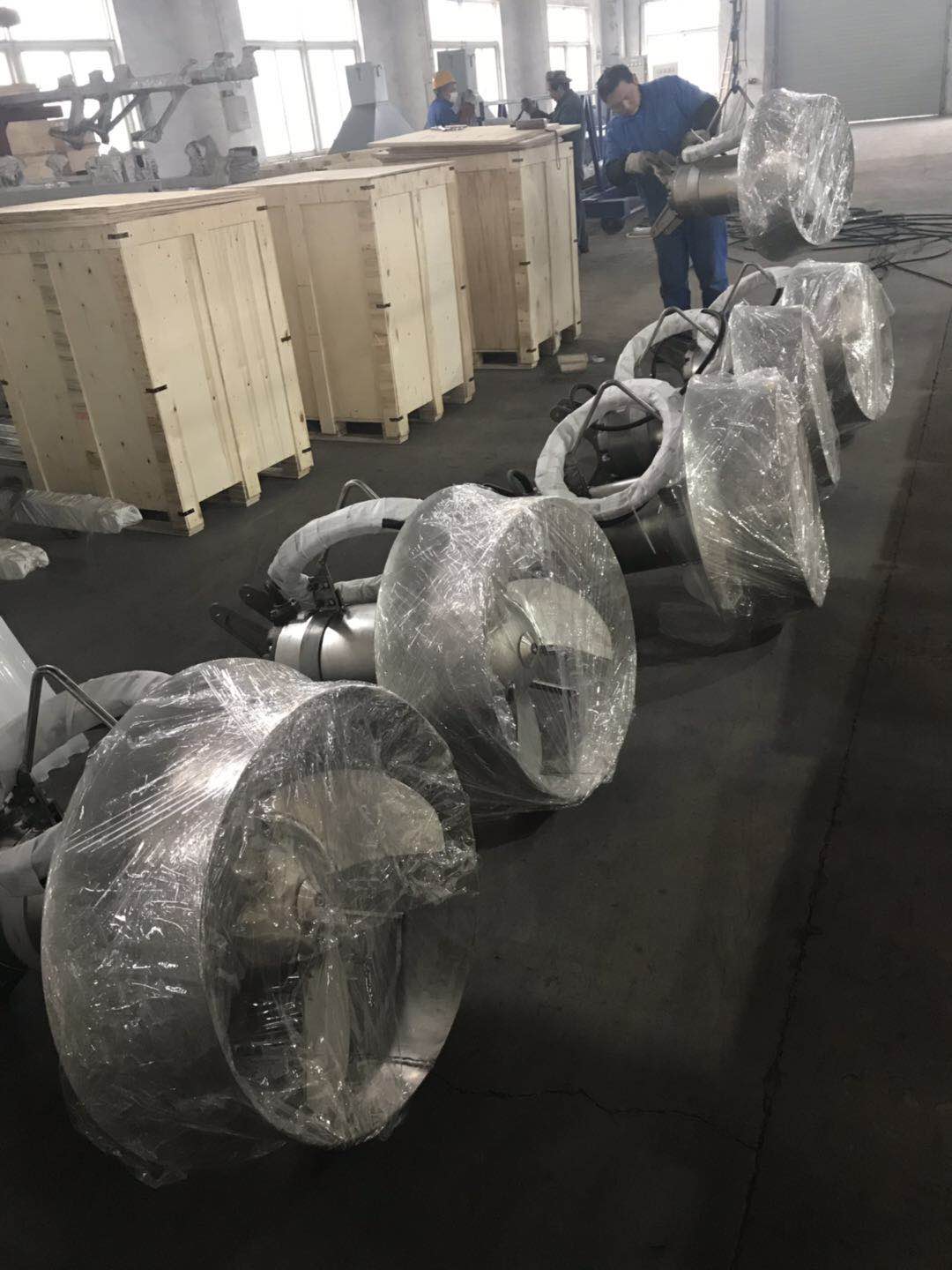 潛水?dāng)嚢铏C(jī)與潛水推流器